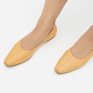Everlane tapered day glove shoes